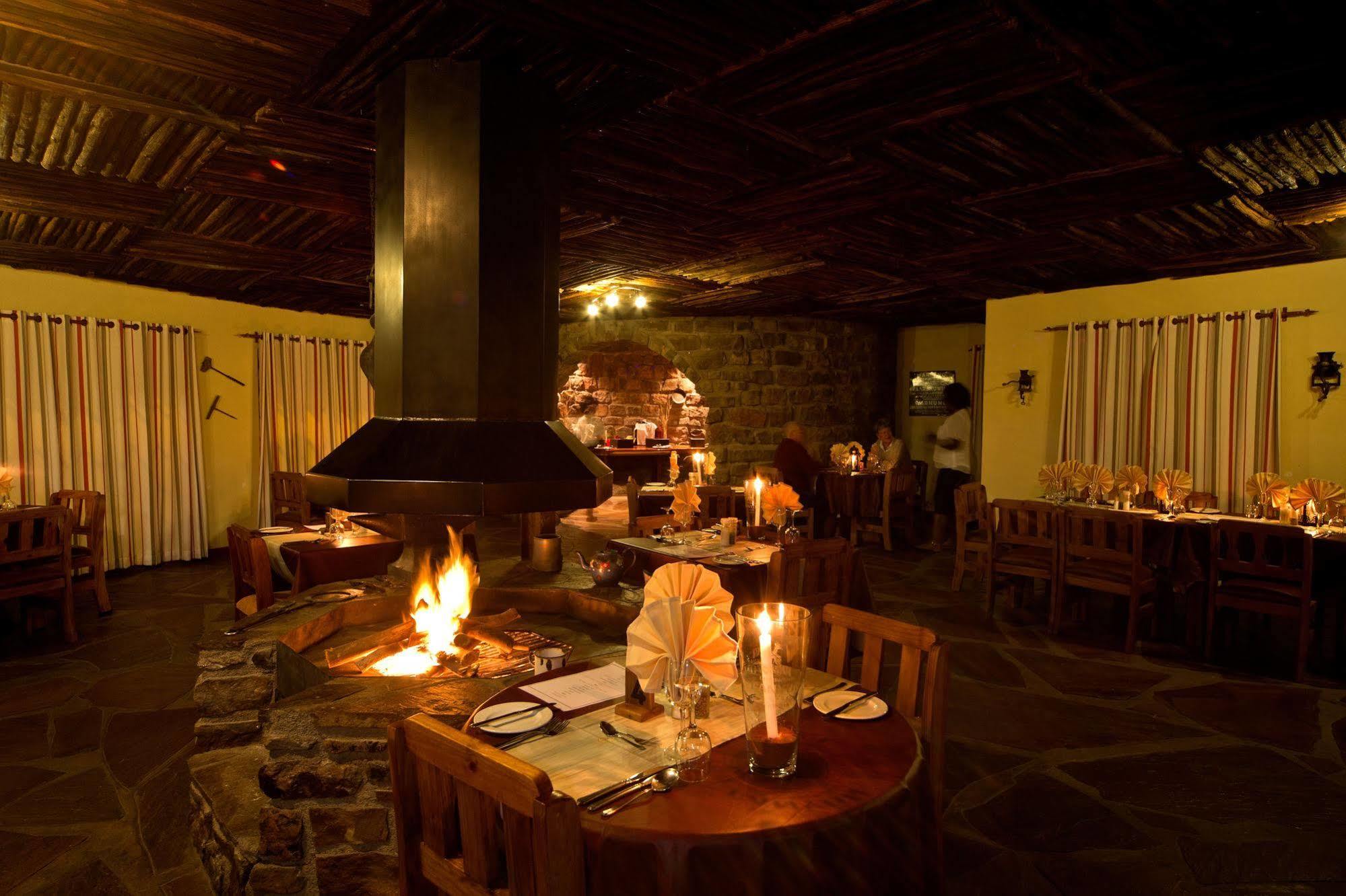 Gondwana Canyon Lodge Kanebis Exterior photo